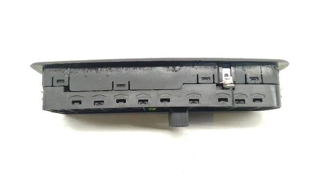 RENAULT 809610007R Interruptor de elevalunas delantera izquierda  en stock Valencia