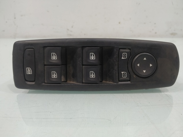 809610007R Interruptor de elevalunas delantera izquierda comprar Almería