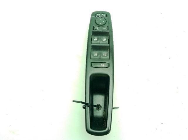 809610017R Interruptor de elevalunas delantera izquierda comprar Girona