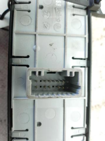 809610017R RENAULT Unidad de control de elevalunas delantera izquierda  disponible Alicante