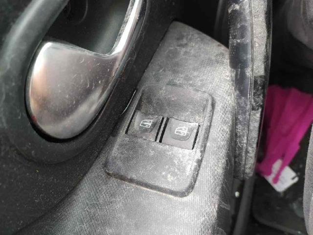 Panel de bloque de control de elevalunas, delantera izquierda 809616873R Renault (RVI)