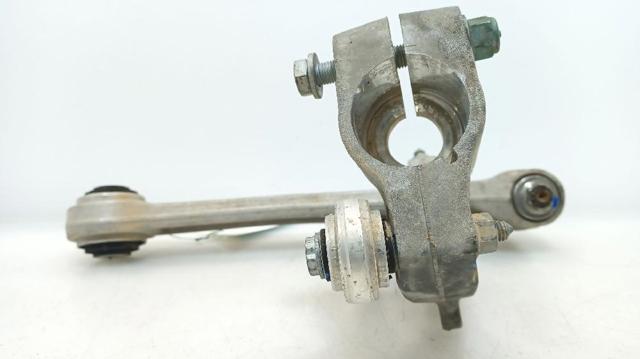 80A407151A Brazo inferior izquierdo de la suspensión delantera comprar Almería