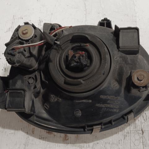 811101E370 Faro derecho comprar Girona