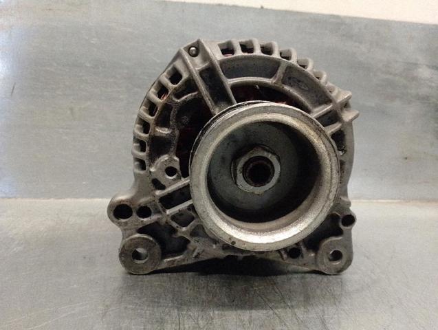8111122 VOLVO Alternador  comprar en Oviedo