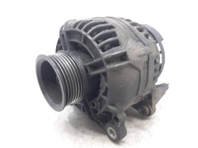 Alternador del motor 8111122 VOLVO