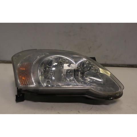 Precio del repuesto Faro delantero derecho Corolla  hatchback