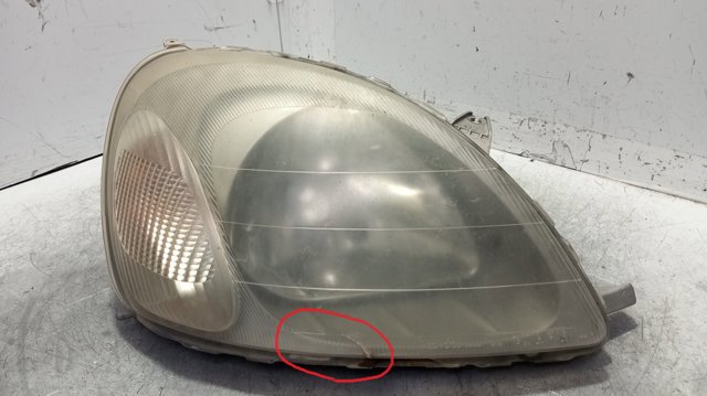 Luz derecha Toyota Yaris  (1999-2005)