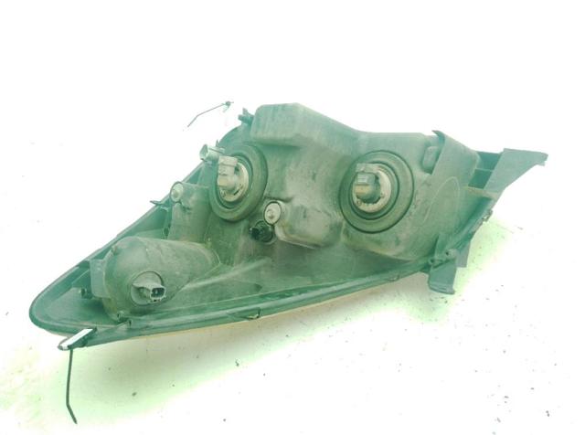 811300F010 TOYOTA Faro derecho  comprar en Oviedo