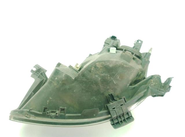811300H011 TOYOTA Faro derecho  en stock Córdoba