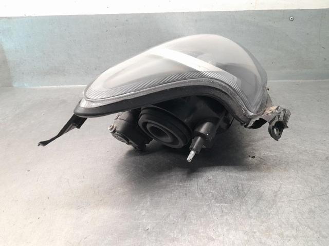 811300H011 Faro derecho comprar Almería