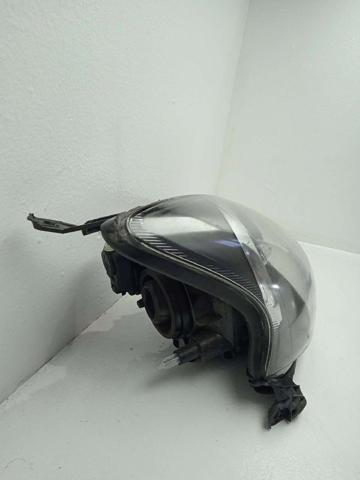 811300H011 TOYOTA Faro derecho  disponible Alicante