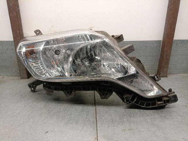 Faro delantero derecho 8113060J00 TOYOTA