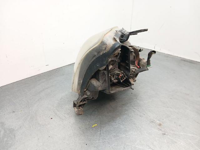 8117005194 TOYOTA Faro izquierdo  en stock Gandía