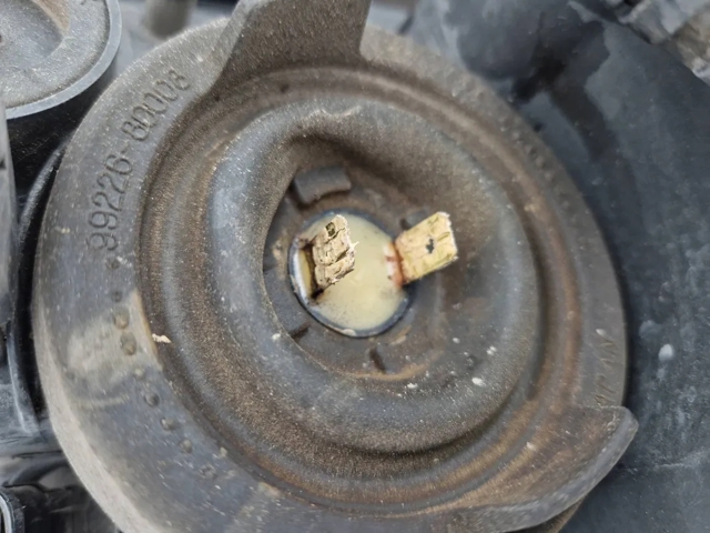 TOYOTA 8117005194 Faro izquierdo  comprar en Albacete