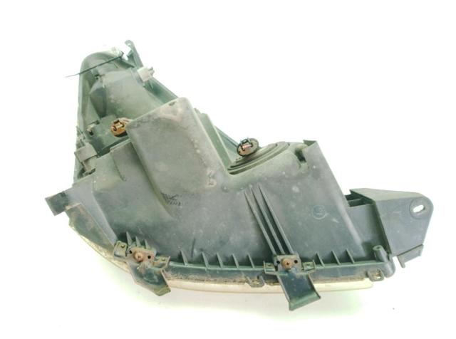 811700F010 TOYOTA Faro izquierdo  comprar en Lleida