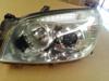 Faros delantero izquierdo 8117042310 TOYOTA