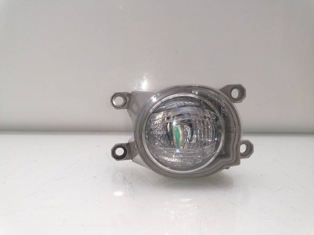 Faro antiniebla derecho 8121002190 Toyota