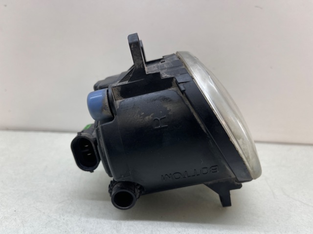 812100D040 Faro antiniebla derecho  en stock Sabadell