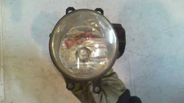 Luz antiniebla derecha 8121112230 TOYOTA