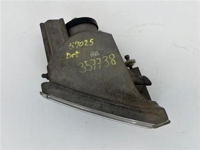8121142020 TOYOTA Faro antiniebla derecho  en stock Huelva