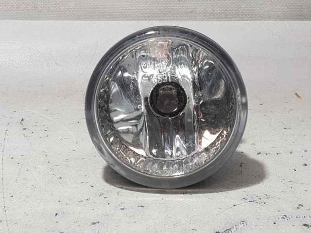 Luz antiniebla derecha 8121152061 TOYOTA
