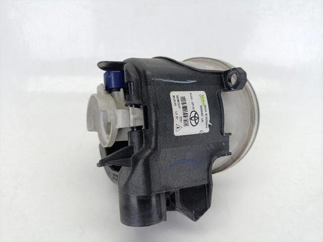 8122002110 TOYOTA Luz antiniebla izquierdo  en stock Córdoba
