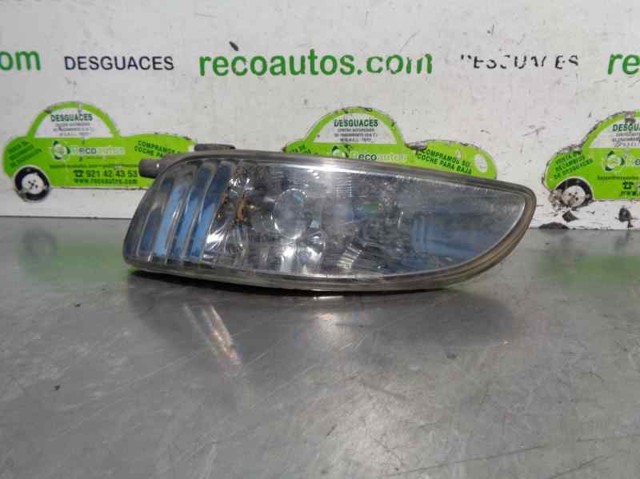 Faro antiniebla izquierdo 8122148021 Toyota