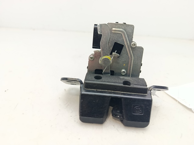 HYUNDAI 812301H000 Cerradura de tapa de maletero  comprar en Albacete