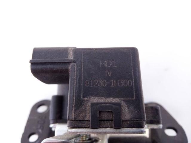 812301H300 Cerradura de tapa de maletero  disponible Utrera