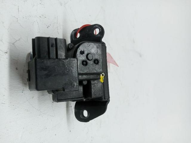 812301H300 HYUNDAI Cerradura de tapa de maletero  comprar en Jaén