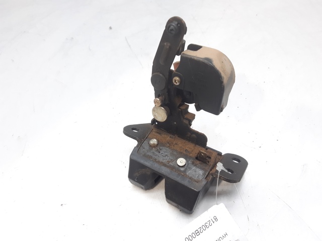 812302B000 Cerradura de tapa de maletero  comprar en Pontevedra
