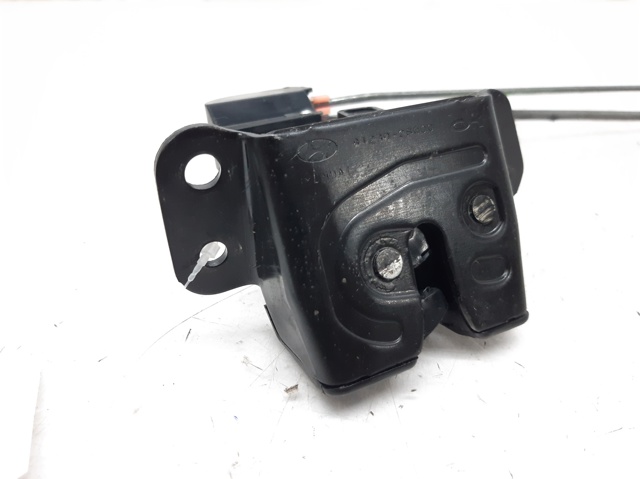 812302B000 HYUNDAI Cerradura de tapa de maletero  comprar en Oviedo