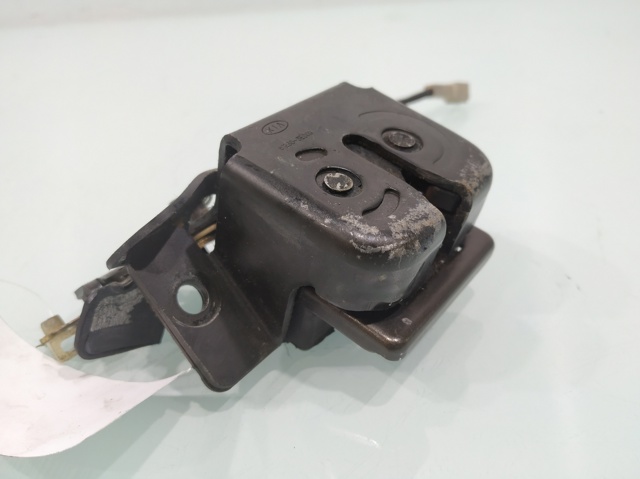 812303E000 HYUNDAI Cerradura de tapa de maletero  disponible Vigo
