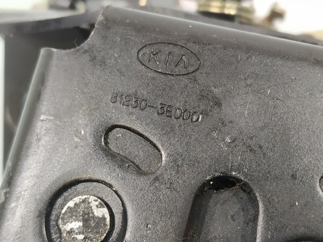 HYUNDAI 812303E000 Cerradura de maletero  en stock Valencia