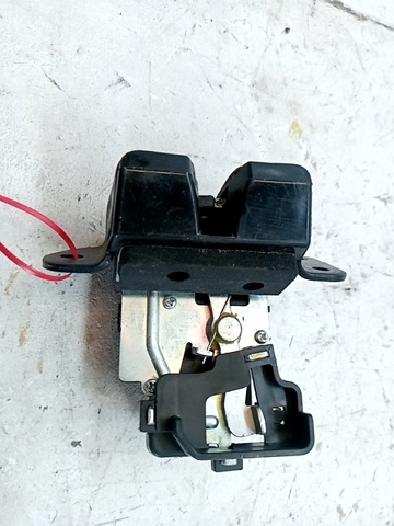 812303W000 HYUNDAI Cerradura de tapa de maletero  disponible Alicante