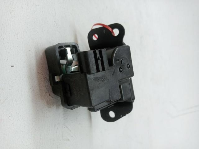 812303W000 HYUNDAI Cerradura de tapa de maletero  comprar en Oviedo