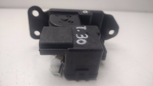 81230A6000 Cerradura de maletero  en stock Sabadell