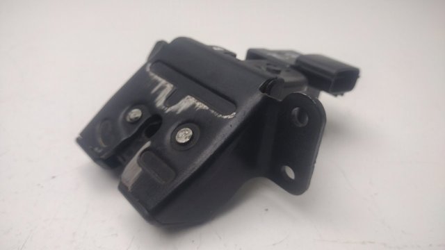 81230A6000 Cerradura de maletero  en stock Castellón