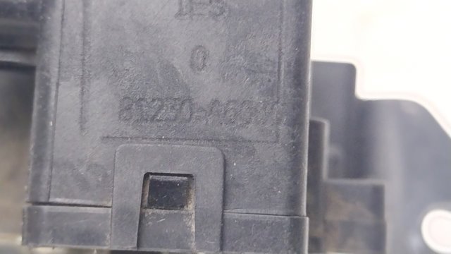 81230A6000 HYUNDAI Cerradura de tapa de maletero  comprar en Oviedo