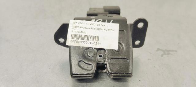 81230A6000 Cerradura de tapa de maletero  comprar en Reus