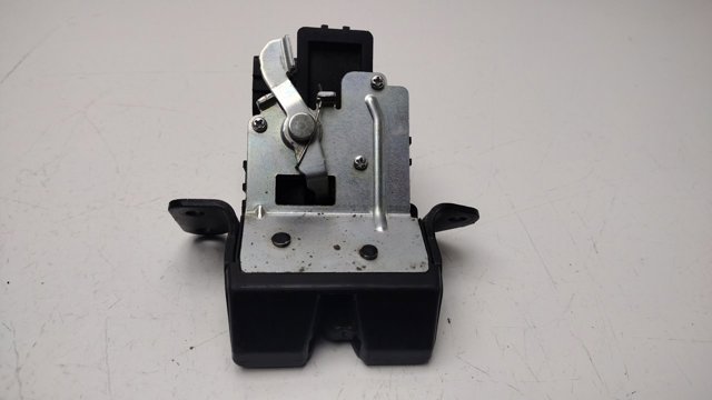 81230A6000 HYUNDAI Cerradura de tapa de maletero  comprar en Oviedo