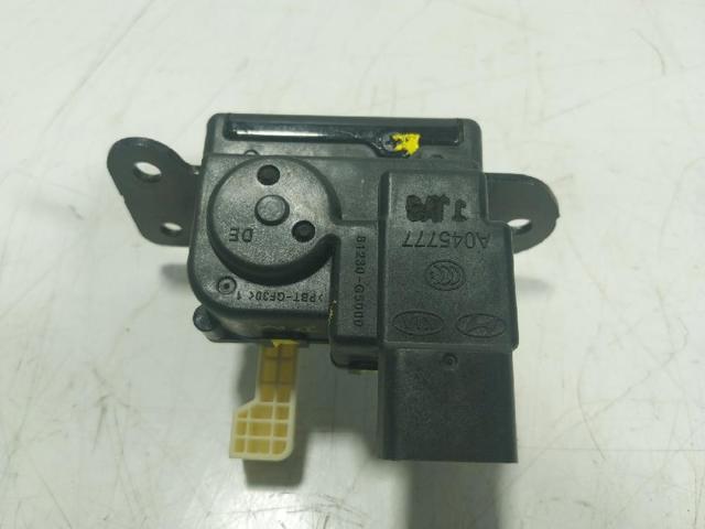 81230G5000 Cerradura de maletero comprar Sevilla