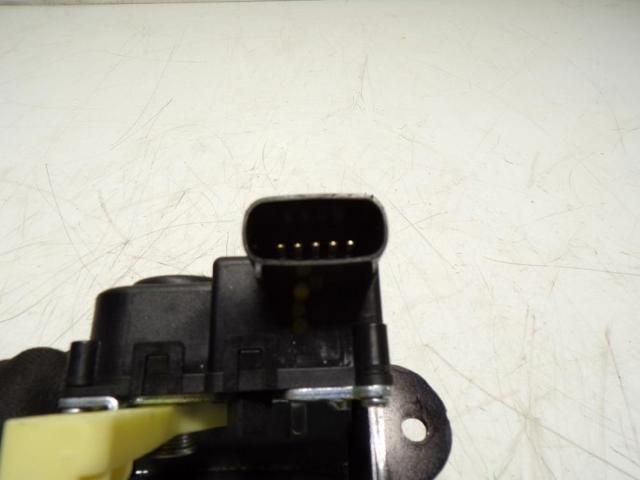 81230G5000 Cerradura de maletero comprar Sevilla