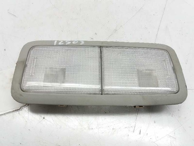 Luz interior (cabina) trasera 8125005030B0 Toyota