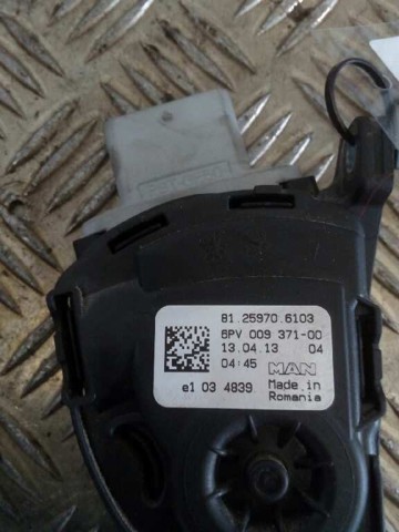 MAN 81259706103 Pedal del acelerador  disponible Valladolid