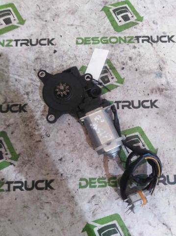 81286016143 Motor del elevalunas de la puerta delantera  disponible Utrera