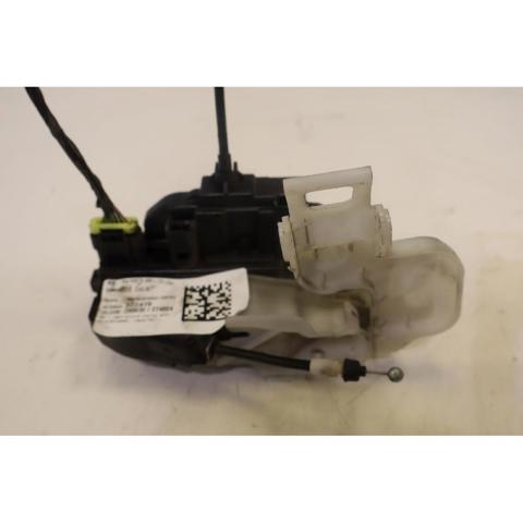 Cerradura de puerta delantera izquierda KIA Ceed  (ED)