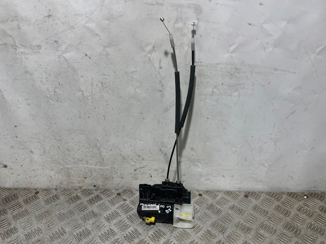 Cerradura de puerta delantera izquierda 813101J020 Hyundai/Kia