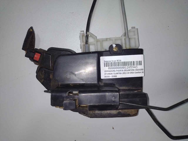 Cerradura de puerta delantera izquierda 813102D000 Hyundai/Kia