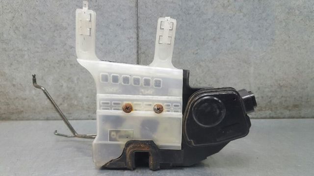 813102E000 HYUNDAI Cerradura  en stock Gandía